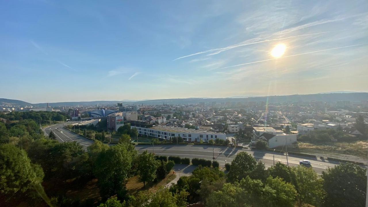 Monte Amnis Kosice Apartment Košice Exterior foto
